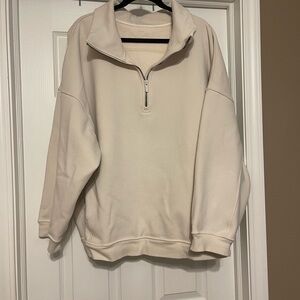Lululemon Athletica Cream Sweatshirt